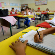 Lei_do_Piso_Gustavo_Colloca_Educacao